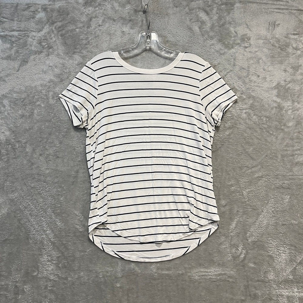 SO T-Shirt Womens Medium White Black Striped Short Sleeve Crew Neck Curved Hem